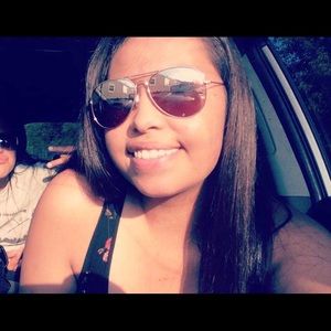 Meet your Posher, Jenny